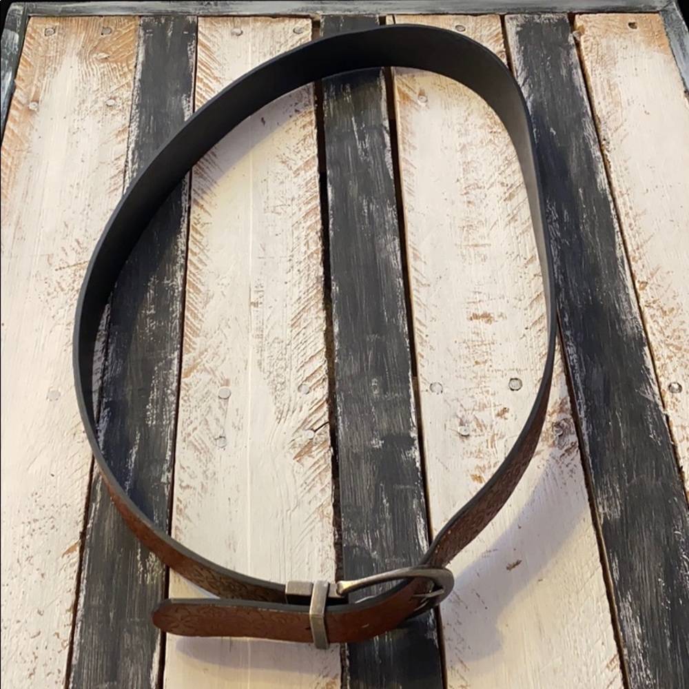 Floral Pattern Belt